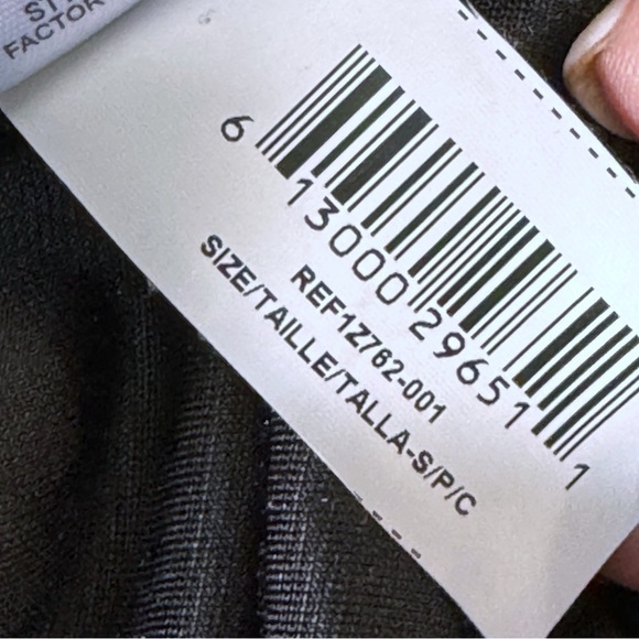 BCBGeneration Black VELVET PEPLUM V-NECK TOP Size Small - Picture 9 of 11